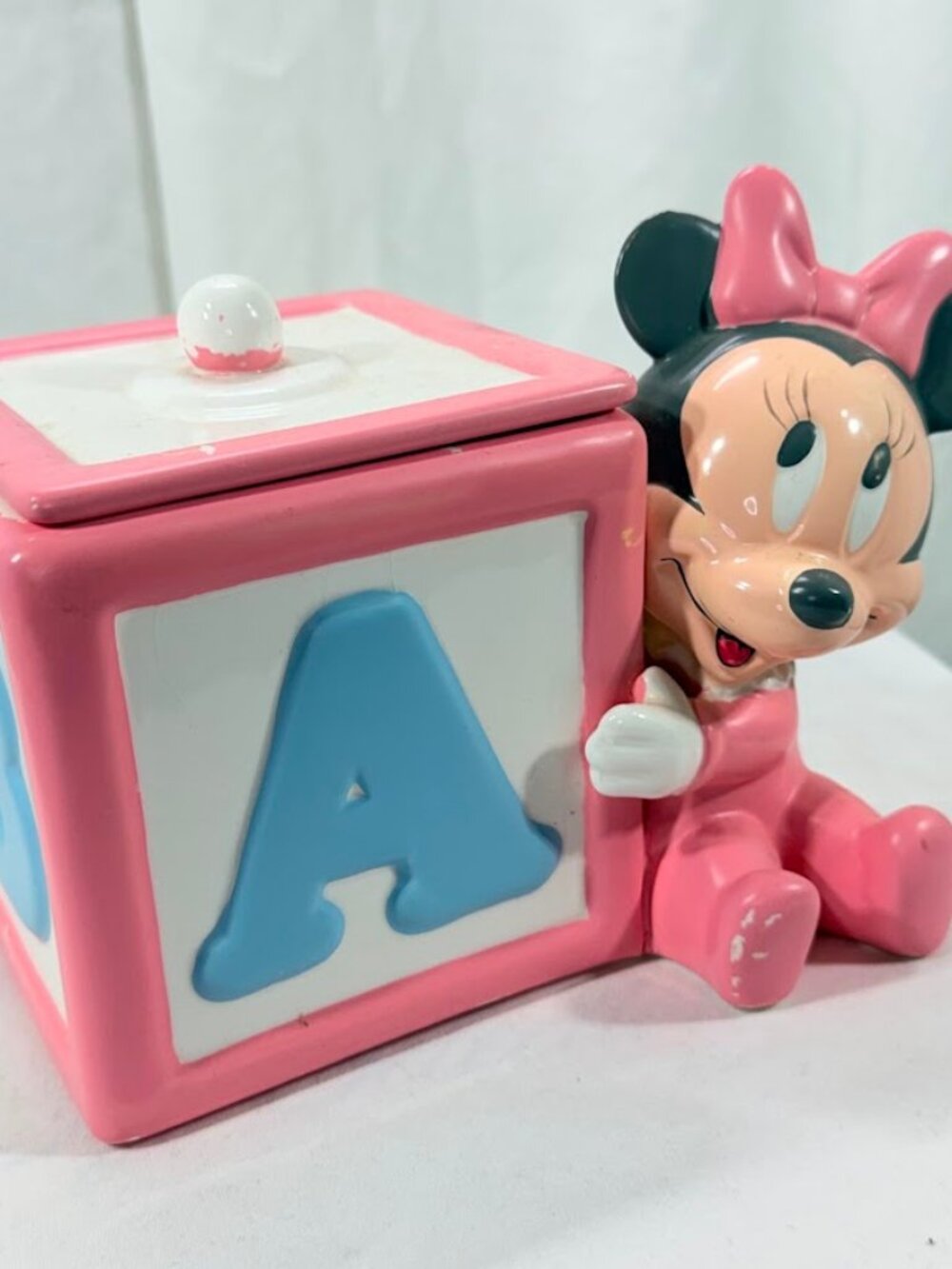 DISNEY Minnie Mouse Pink Baby Girl Block Planter Jar + Lid - TELEFLORA Vintage